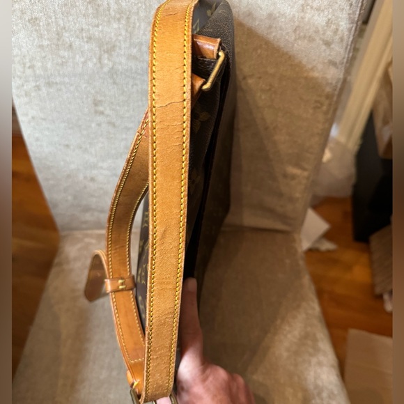 Louis Vuitton Musette Salsa Bag - EUC!!! - Picture 14 of 14